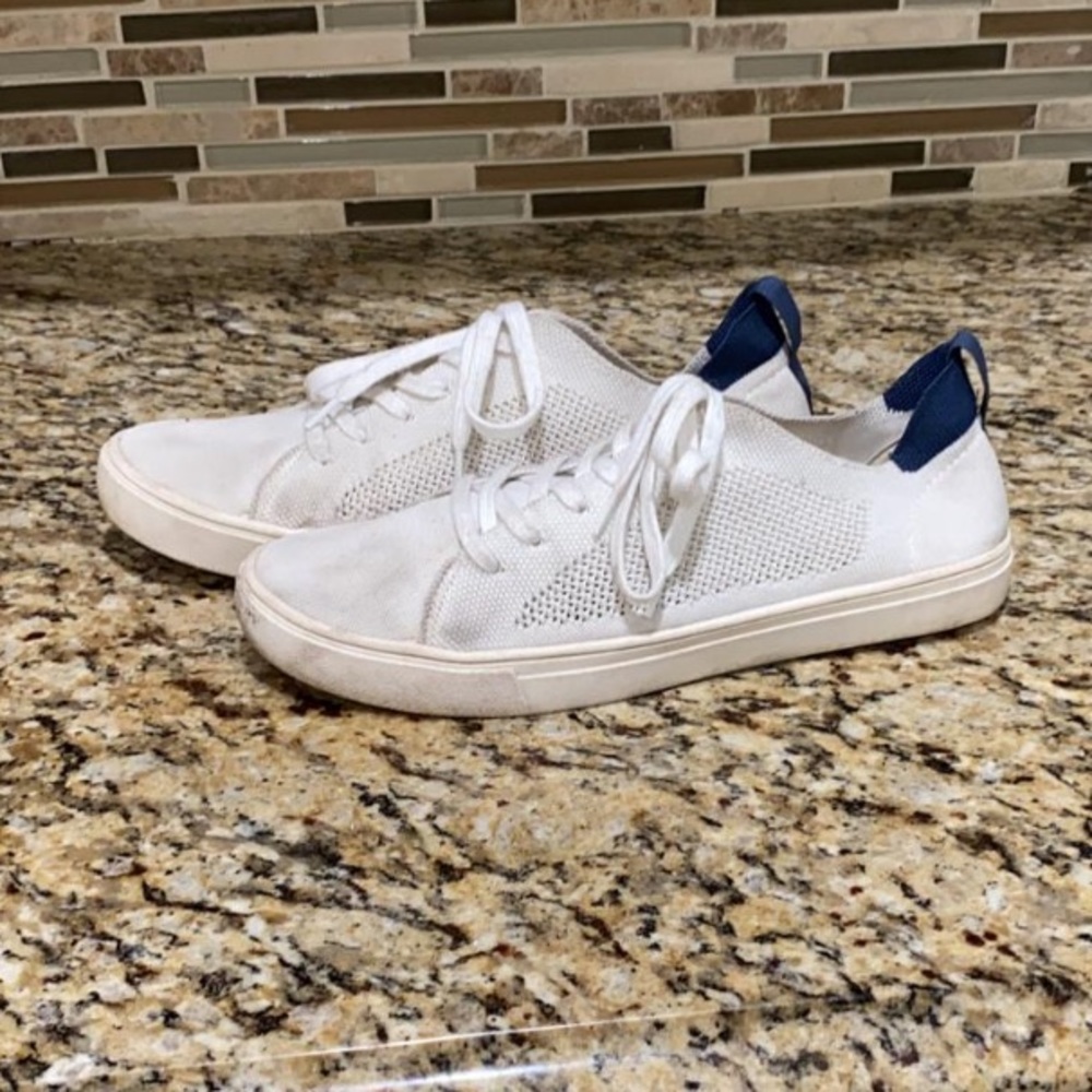 Walking sock like sneakers - Picture 2 of 5